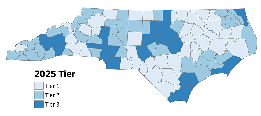 Map of North Carolina counties color-coded by 2025 economic tier rankings.